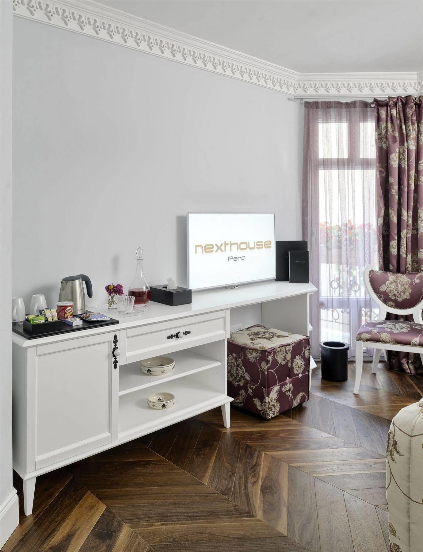 Nexthouse Pera Hotel (Adults Only) Истанбул Екстериор снимка