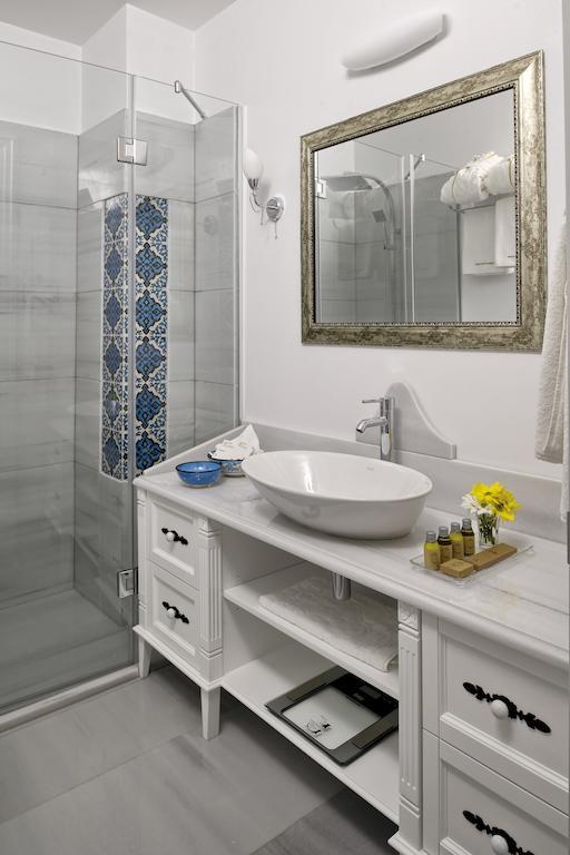 Nexthouse Pera Hotel (Adults Only) Истанбул Екстериор снимка