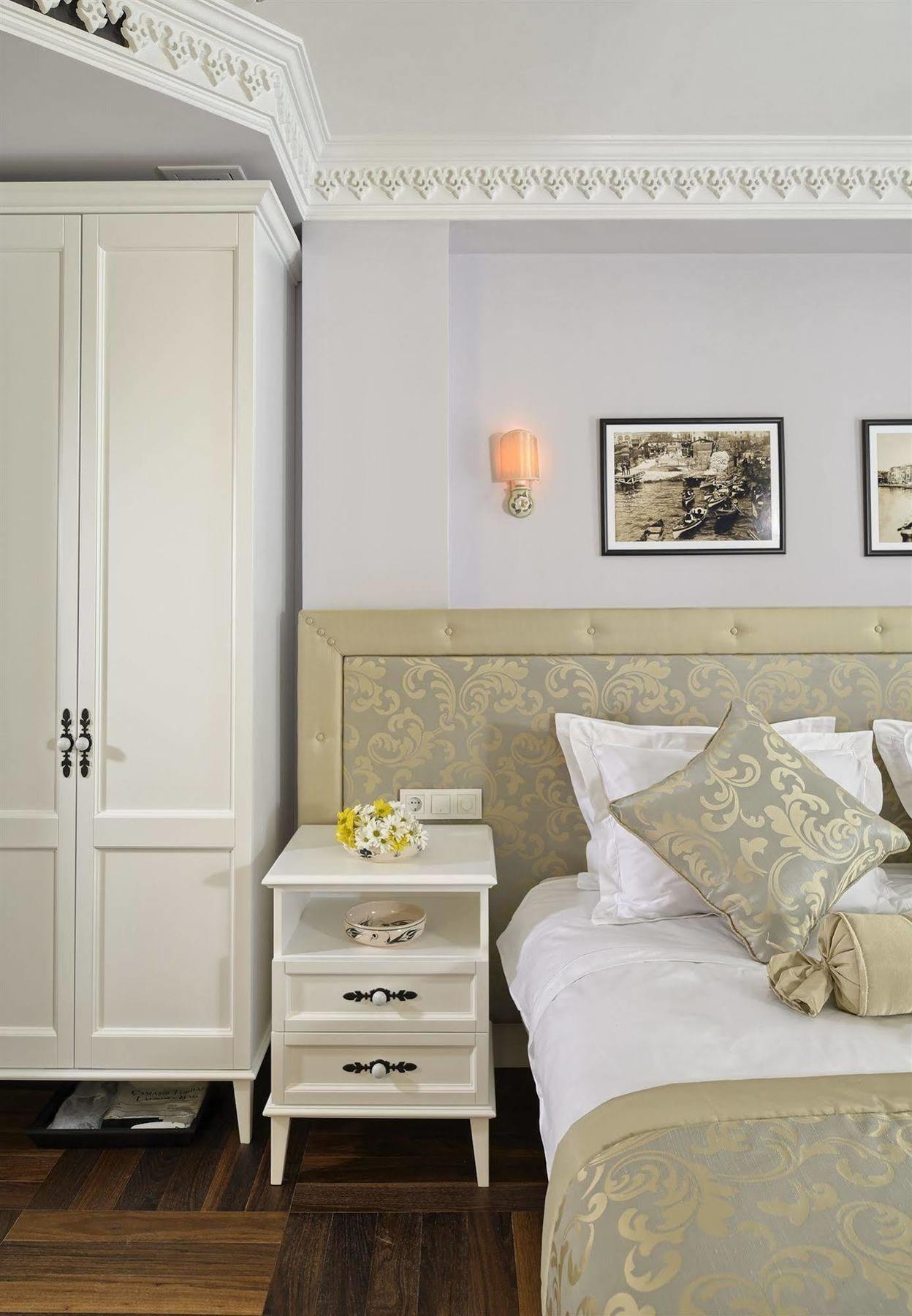 Nexthouse Pera Hotel (Adults Only) Истанбул Екстериор снимка
